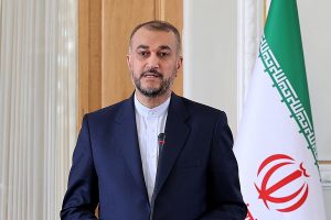 وزير الخاجية الايراني امير عبداللهيان يصل الى النجف الاشرف