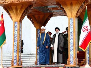سلطان عمان يصل إلى طهران في زيارة تستغرق يومين
