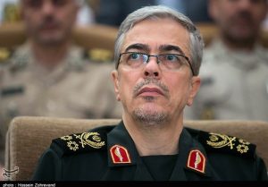 رئيس هيئة الاركان اللواء باقري يجري مباحثات مع وزير الدفاع الروسي