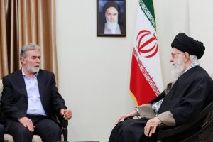 السيد علي الخامنئي بلتقي الأمين العام لحركة الجهاد الإسلامي