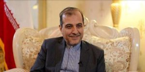كبير مستشاري وزير الخارجية الايراني يدعو المجتمع الدولي إلى الاهتمام بالأبعاد الإنسانية للأزمة اليمنية