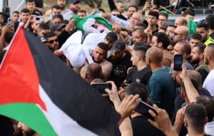 استشهاد شاب فلسطيني متأثرا بإصابته قبل أيام في نابلس برصاص العدو الإسرائيلي