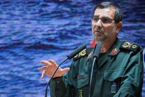 تنكسيري يعلن تصنيع مسيرات برمائية في بحرية حرس الثورة