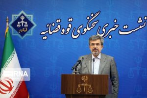 طهران تعلن القبض على فرنسييْن بتهمة التجسس وآخر سويدي "لارتكابه جرائم"