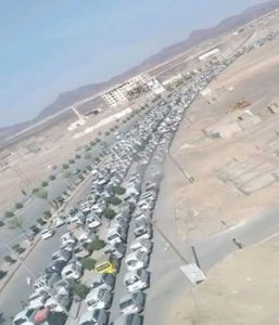 أزمة مشتقات نفطية خانقة في مدينة مأرب والعرادة يبدي مخاوف من سقوطها