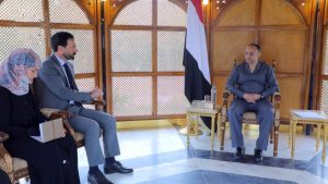 الرئيس المشاط يلتقي المدير الإقليمي للجنة الدولية للصليب الأحمر