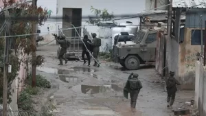 جيش الاحتلال يقتحم مدن الضفة الغربية.. والمقاومون يتصدون