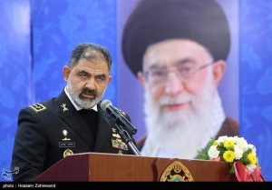 الادميرال إيراني: سنطرد حاملات الطائرات الأمريكية من المنطقة قريباً