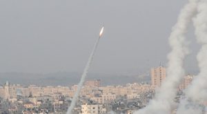 المقاومة الفلسطينية تقصف مستوطنات غلاف غزة برشقة صاروخية