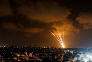 المقاومة الفلسطينية تدّك "تل أبيب" برشقات صاروخية