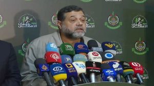 اسامة حمدان: الاحتلال لن يرى أسراه أحياء إلا بعد وقف شامل للعدوان على غزة