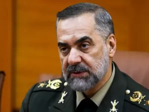 وزير الدفاع: الأعمال الإجرامية التي يرتكبها الصهاينة لن تحول دون سقوطهم