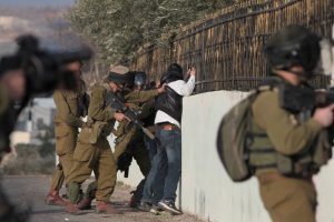 الاحتلال يشن حملة اعتقالات في الضفة المحتلة