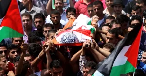 شهيد و4 إصابات برصاص الاحتلال في مخيم طولكرم بالضفة الغربية