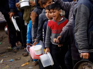 "الأونروا": الوقت يمضي بسرعة نحو المجاعة في غزة
