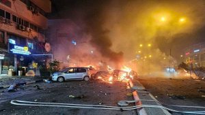 ردًا على مجزرة الهبّارية.. عشرات الصواريخ تنهال على "كريات شمونة" وقيادة اللواء ‌‏769