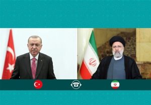 مباحثات هاتفية بين الرئيسين الإيراني والتركي.. ضرورة قطع العلاقات بشكل كامل بين الدول الإسلامية والكيان الصهيوني