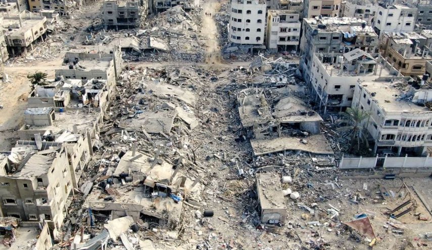 جيش الاحتلال يبدأ في محو ما تبقى من بيت لاهيا وقتل وتهجير ساكنيها