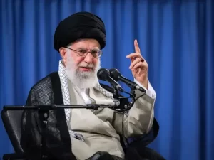 السيد الخامنئي: سنجعل الصهاينة يندمون على جريمة العدوان على القنصلية الإيرانية