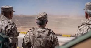 موقع بريطاني: لأول مرة يحارب "الجيش العربي" دفاعًا عن الاحتلال