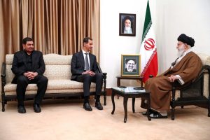 السيد الخامنئي للأسد: المقاومة هي الهوية المميزة لسوريا ويجب الحفاظ عليها