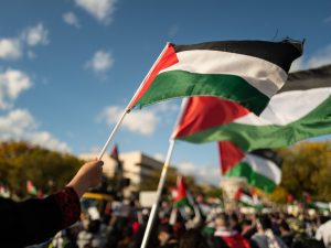 ردود فعل مرحبة باعتراف إسبانيا وإيرلندا والنرويج بفلسطين