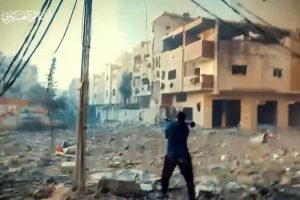 المقاومة في غزة تستهدف مقرّ قيادة العمليات الإسرائيلية في جباليا.. وتوقع قوة راجلة بين قتيل وجريح