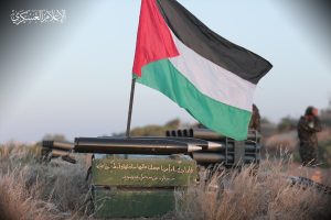 مصدر في المقاومة: العملية في كرم أبو سالم طالت قيادة الاحتلال المسؤولة عن قصف مناطق في رفح