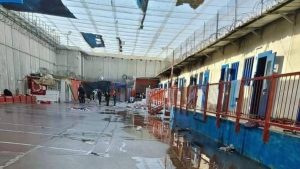 ظروف قاسية وخطرة يواجهها الأسرى في سجن النقب الإسرائيلي.. هذا ما كشفته شهادات المحررين