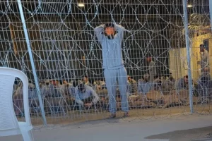 وزارة الأسرى في غزة: الاحتلال يحتجز أسرى القطاع في سجون سرية