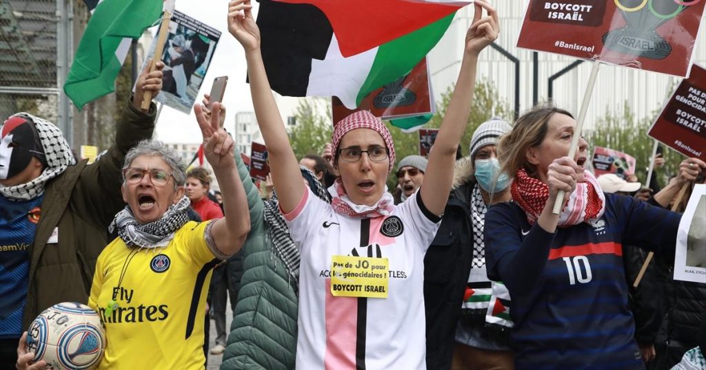 حملة من اليسار الفرنسى لمنع مشاركة إسرائيل بأولمبياد باريس.. لا يمكن التغاضى عن مجازر غزة