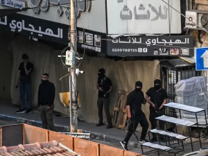 الاحتلال يشنّ عدّة اقتحامات في الضفة الغربية.. والمقاومة تتصدى