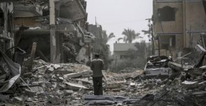 جثث متفحمة وبيوت محروقة.. شهادات تكشف وحشية الاحتلال بعد تراجعه من تل الهوا والصناعة في غزة
