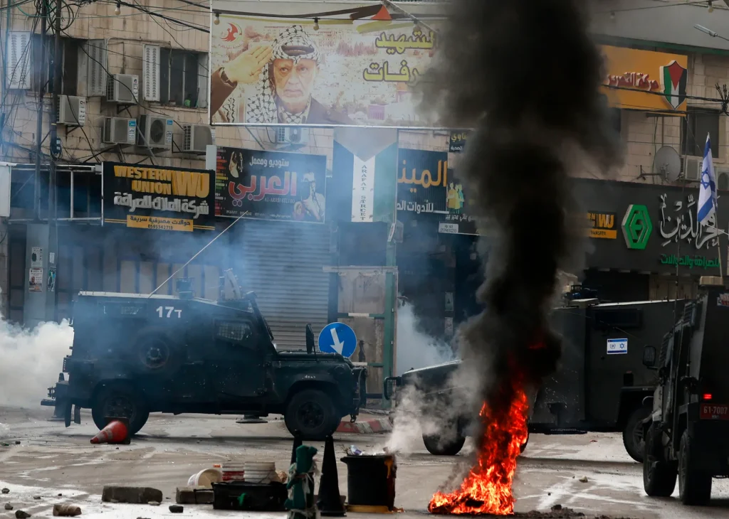 عدوان إسرائيلي متواصل على الضفة الغربية: شهداء في طولكرم.. والمقاومة تتصدى
