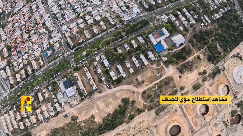 بالفيديو | مشاهد من عملية استهداف المقاومة الإسلامية تجمع الكريوت شمال مدينة حيفا المحتلة