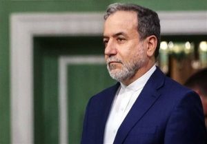 عراقتشي يستقبل غروسي: لا نفاوض تحت الضغط والترهيب