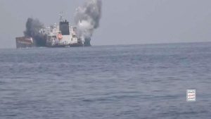 موقع "اسرائيلي": اليمن عطّل أعظم قوة بحرية في التاريخ وجعل أمريكا تظهر كـ"الحمار الأعرج"
