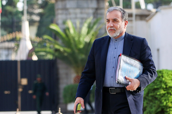 وزير الخارجية الايرانية : مستعدون للتوصل إلى اتفاق متوازن مع أمريكا