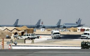 صور الأقمار الصناعية تظهر قاعدة العديد الأميركية في قطر قبل وبعد الهجوم الإيراني